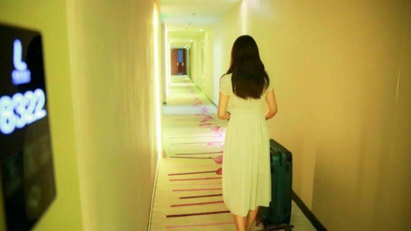 Lavande Hotels·tai An Dongping Sports Convention And Exhibition Center Foshan