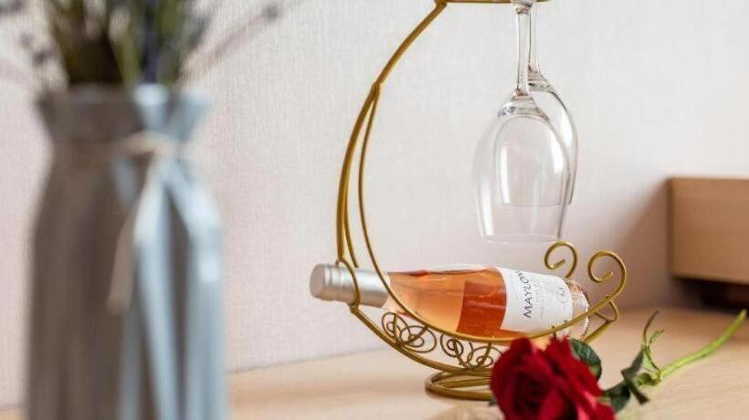 Lavande Hotel·xiangyang Tianyuan Four Seasons City