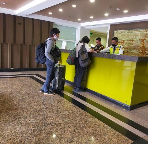 Live In A Limited Edition 2b 49