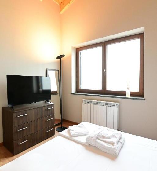 بنسيون Baita Solaria