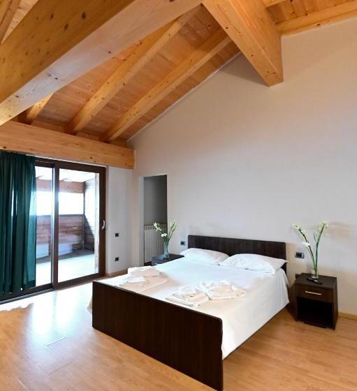 بنسيون Baita Solaria