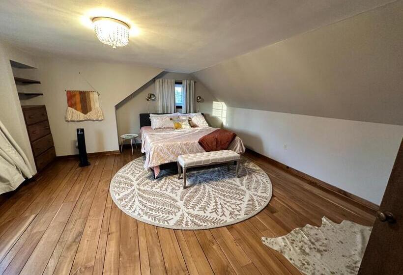 Пансион Cozy Cottage By Mazi Homes