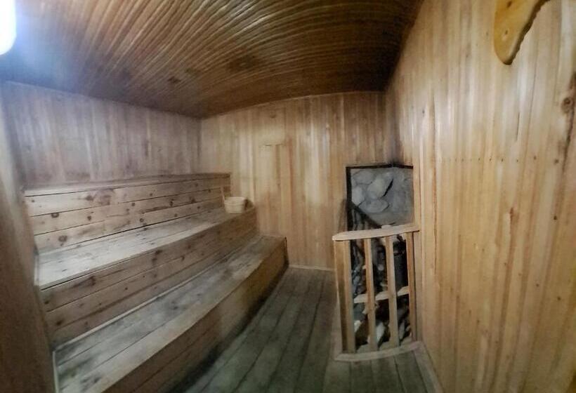 פנסיון Dacha Aksay