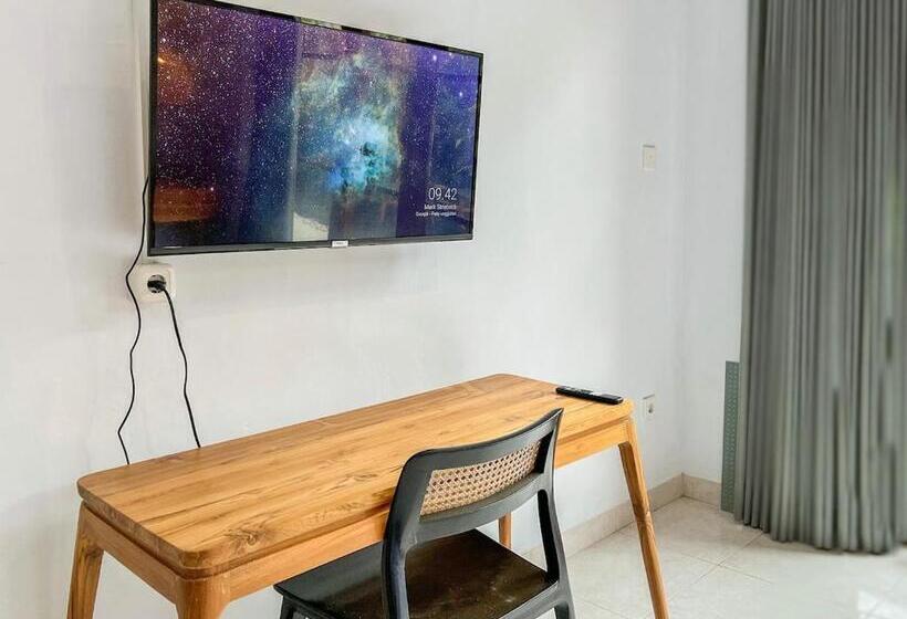 ペンション Island Boy Guesthouse E Prime Location In Canggu