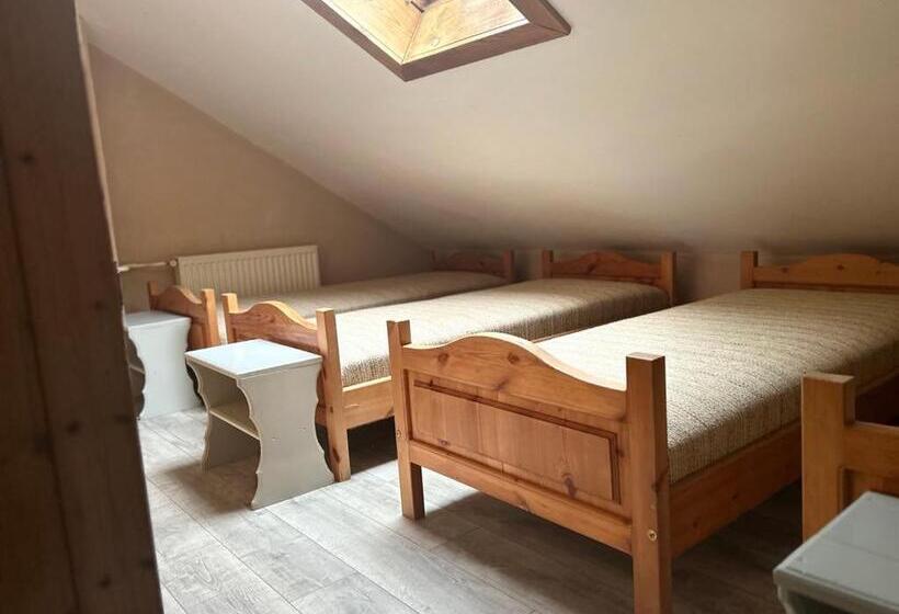 膳宿费 Konkoly Lovarda és Vendégház Lenti