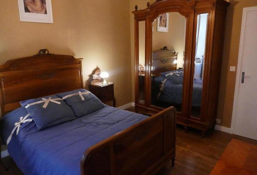 פנסיון Le Presbytère Des Renards