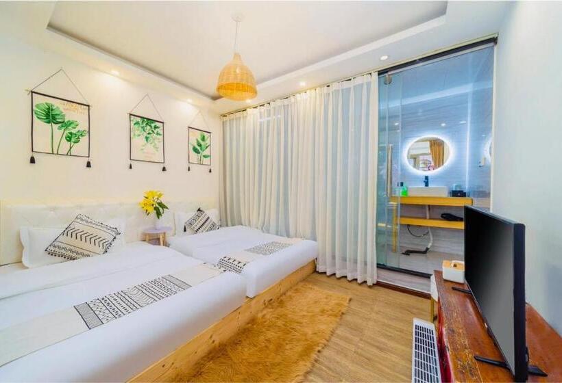 بنسيون Lijiang Yimanshiguang 丽江逸慢拾光