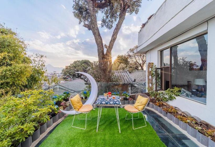 بنسيون Lijiang Yimanshiguang 丽江逸慢拾光