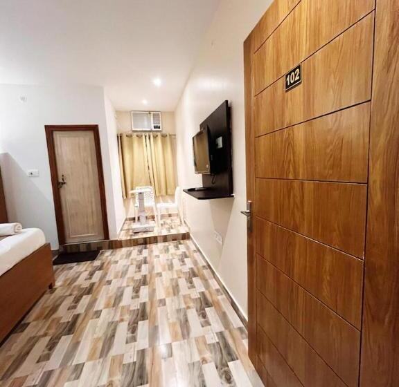 Pension Royal Regency Palace Vijay Chowk Gorakhpur