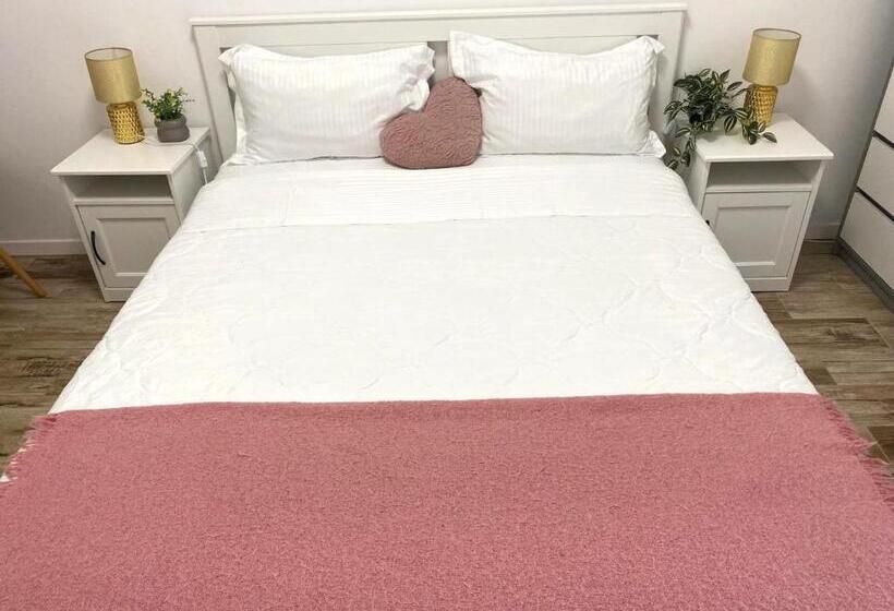 بنسيون Vila Suveranii