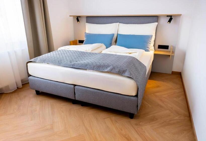 פנסיון Zum Lenz