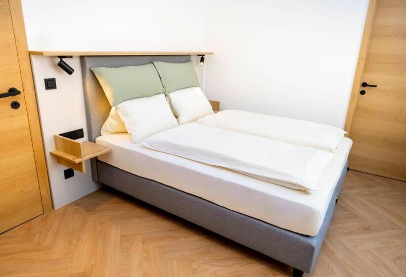 פנסיון Zum Lenz