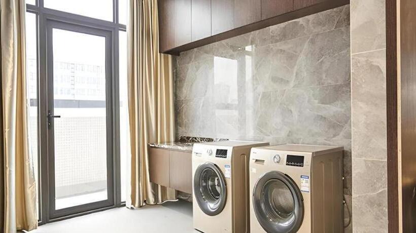 Poltton International Service Apartment Hotel Zhanjiang Dingsheng Plaza Zhanchuan Middle Avenue