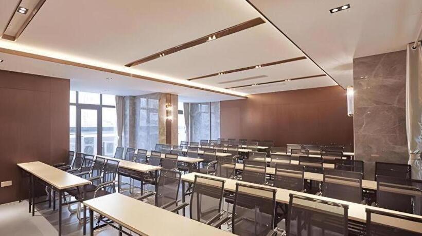 Poltton International Service Apartment Hotel Zhanjiang Dingsheng Plaza Zhanchuan Middle Avenue