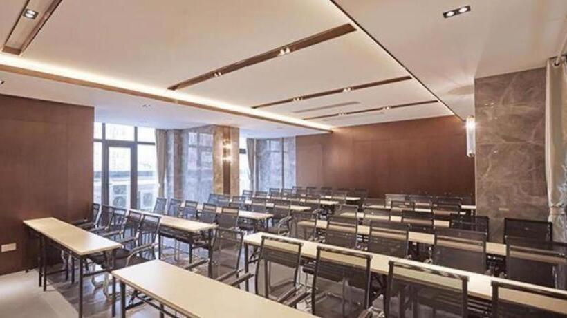 Poltton International Service Apartment Hotel Zhanjiang Dingsheng Plaza Zhanchuan Middle Avenue