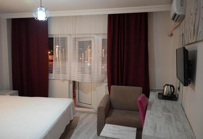 Premium Otel