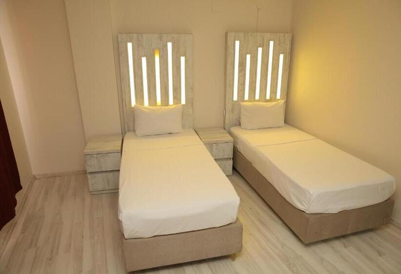 Premium Otel