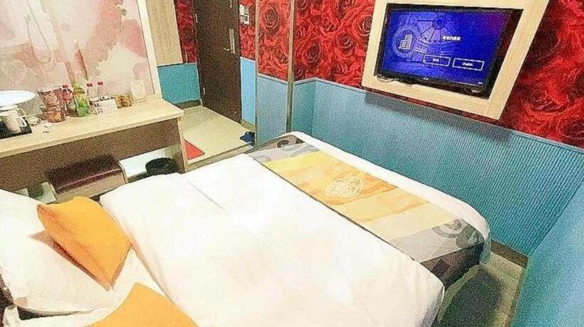 Shell Hotel Anhui Huainan Tianjia An District Longhu Nan Road