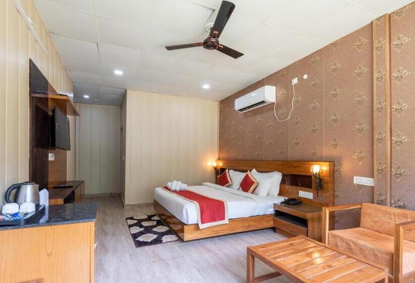 Sukham Raasa River Resort & Spa By Lawrence Hotels