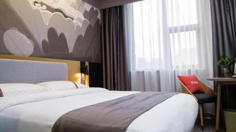 Thank Inn Hotel Guangxi Hechi Yizhou Sankeshu