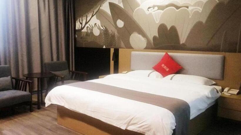 Thank Inn Hotel Guangxi Hechi Yizhou Sankeshu