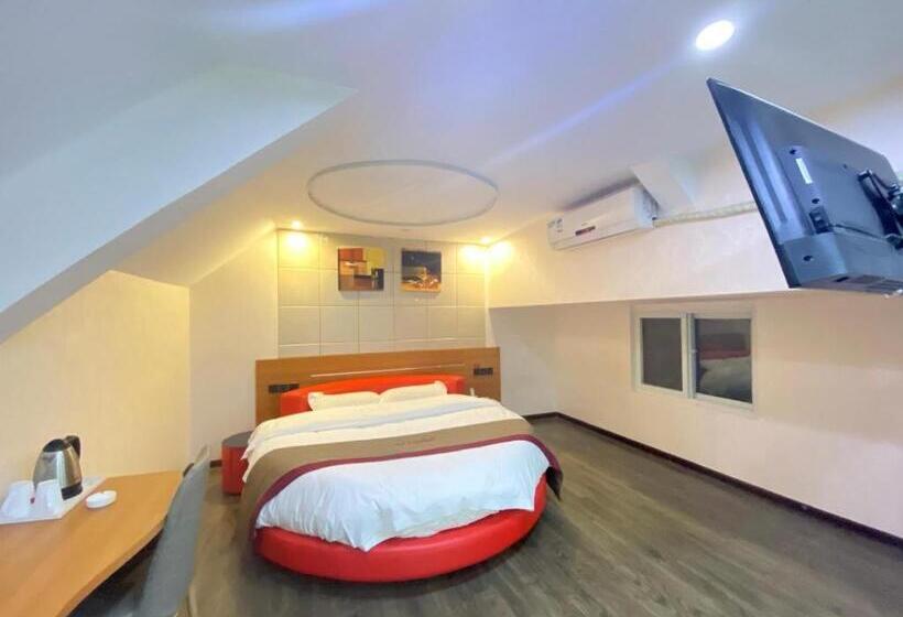 Thank Inn Hotel Jiangsu Huaian Lianshui Baiyue Square