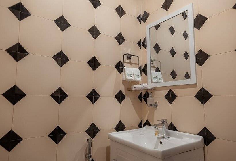 Vaani Greens Resort, Kaziranga