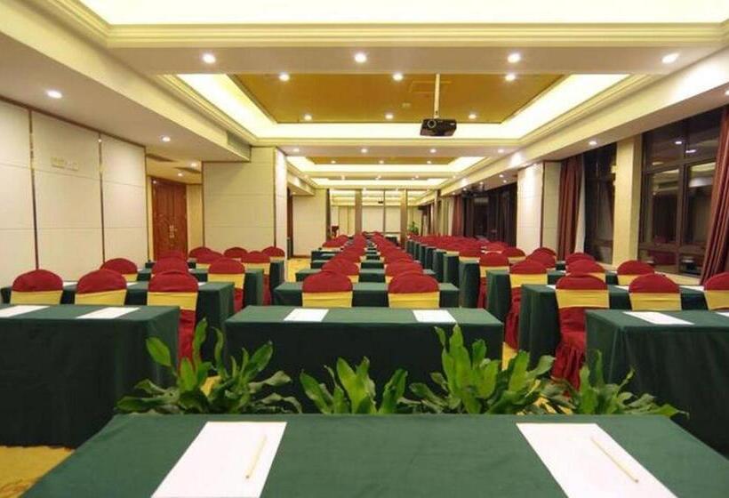 Vienna International Hotel Nanning Railway Station Mingxiu Road Metro Station