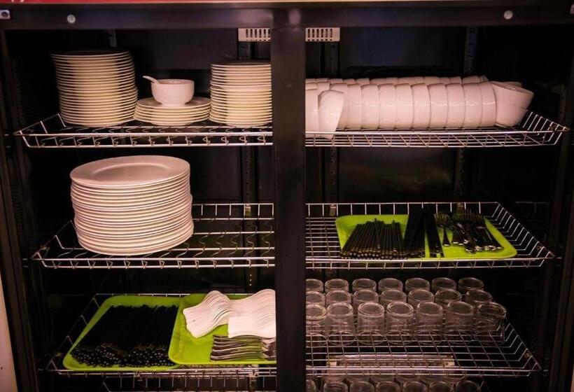 Xana Hotelle Zhengzhou Cbd Exhibition Center Cancer Hospital