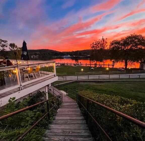 הוסטל Gelston House Inn