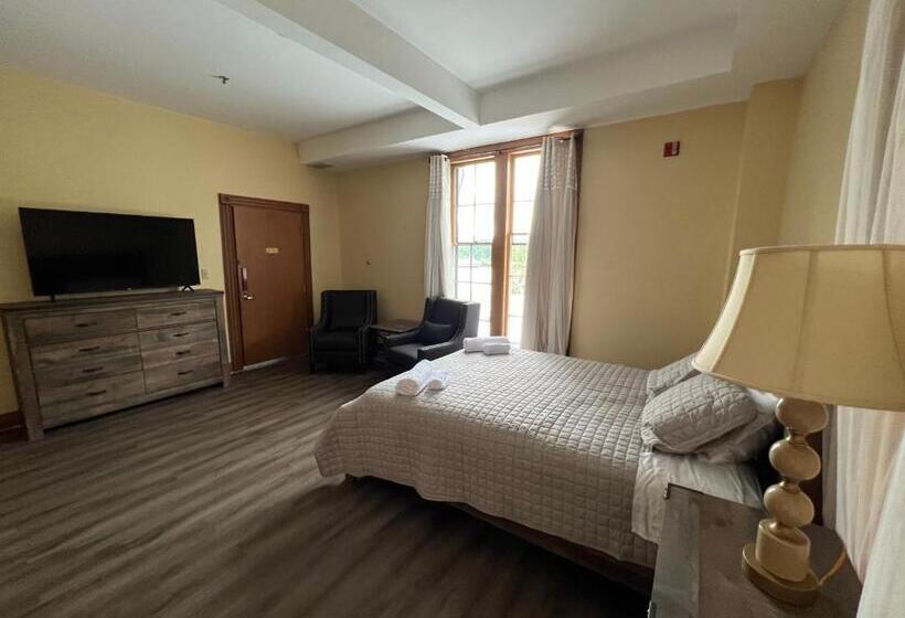 הוסטל Gelston House Inn