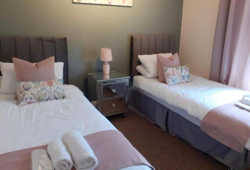 ユースホステル Stag And Pheasant Inn