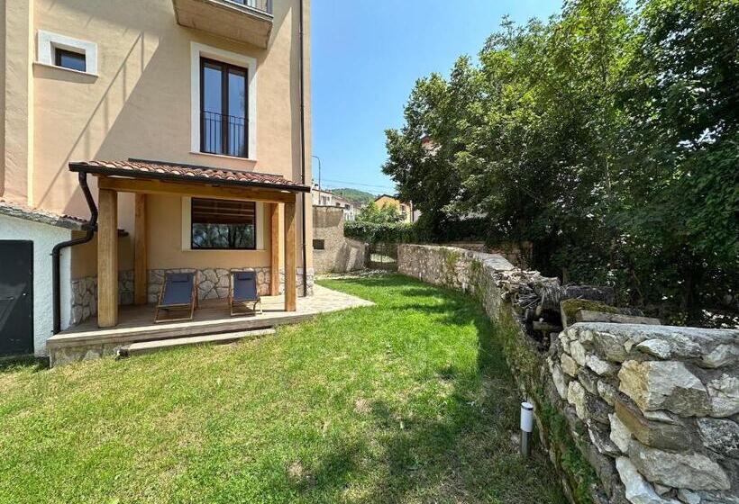 مبيت وإفطار Esplora Lake House