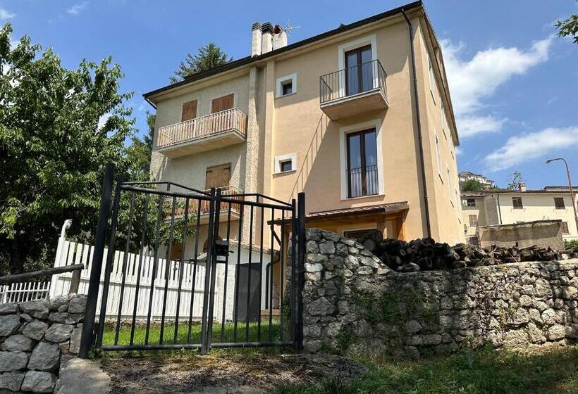 مبيت وإفطار Esplora Lake House