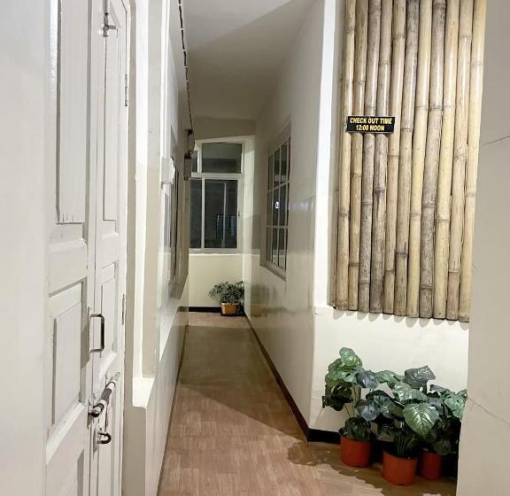 ベッドアンドブレックファースト Southern Lodge