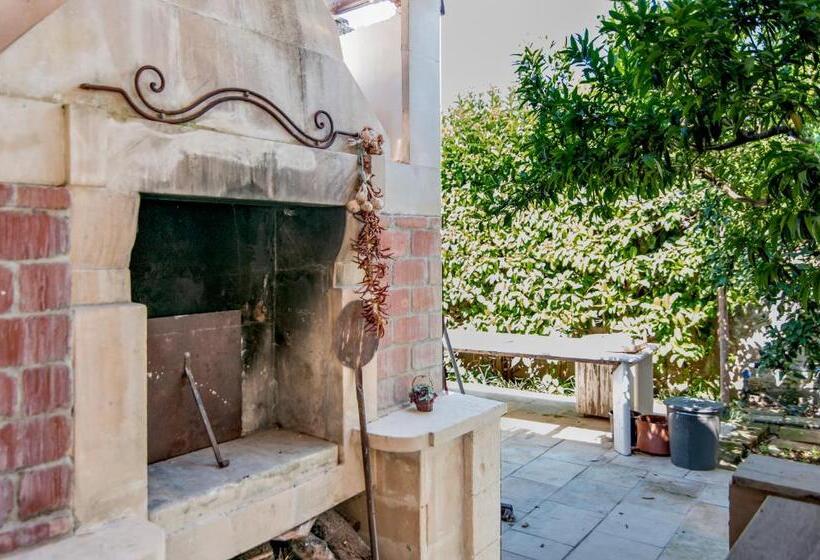 مبيت وإفطار Villa Demetra Country House