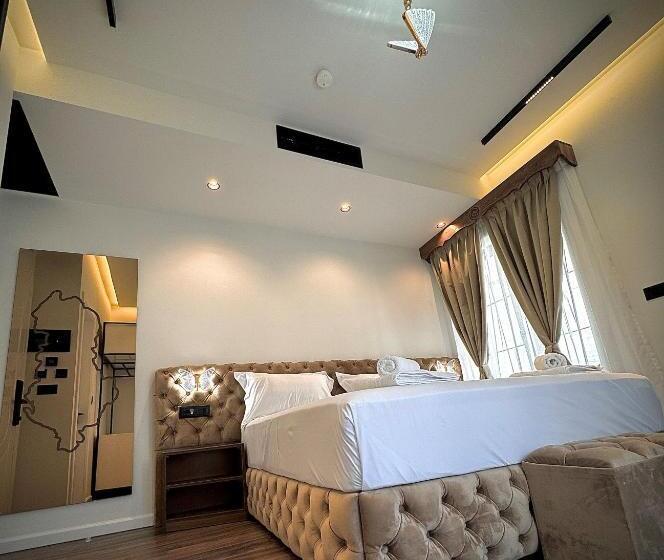 Boutique Hotel Empire Of Martin