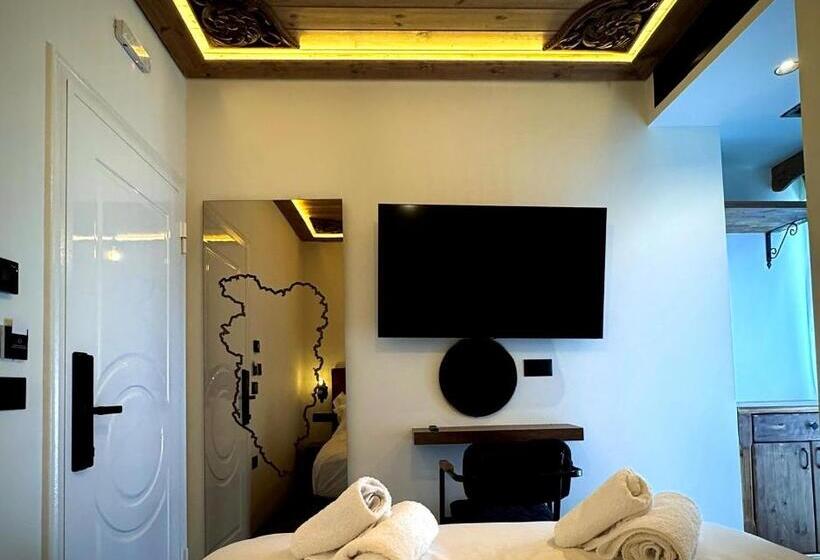 Boutique Hotel Empire Of Martin