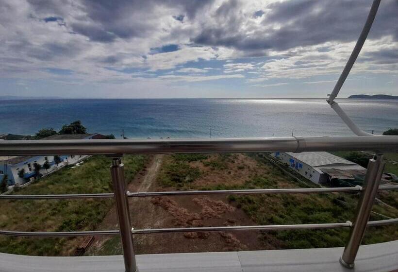 Dhanil Hotel Borsh   Himare