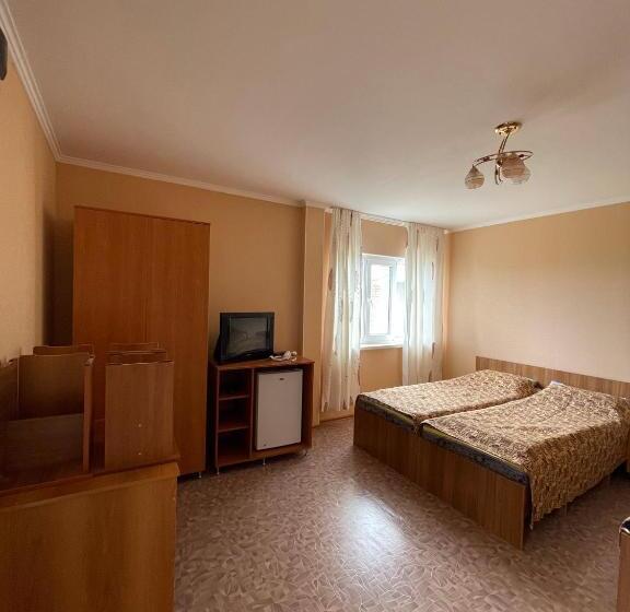 هتل отель на берегу