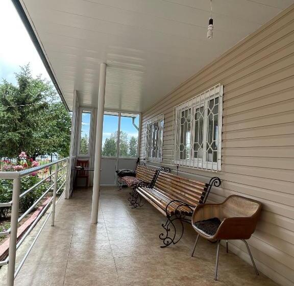 Hotel отель на берегу