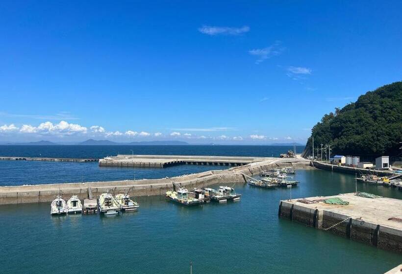 Hotell 魚島観光センター