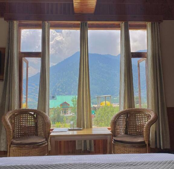 فندق Aananda Boutique Stays Manali