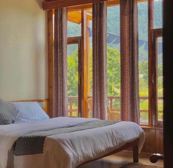 فندق Aananda Boutique Stays Manali