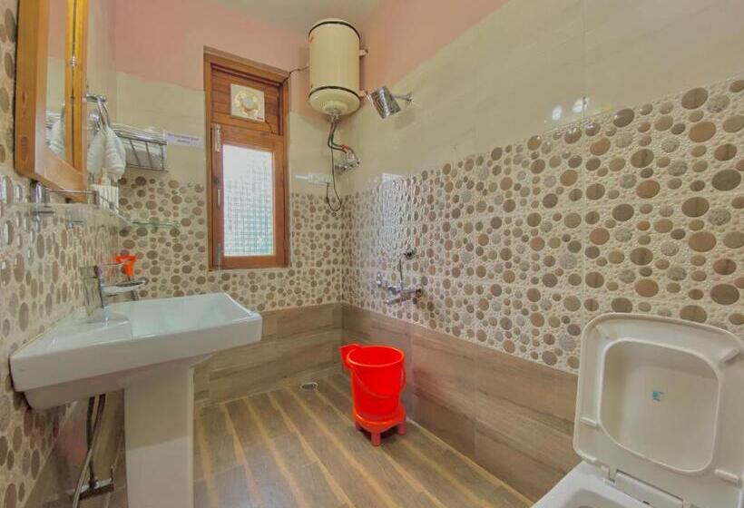 فندق Aananda Boutique Stays Manali