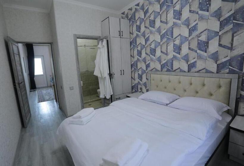 בית מלון כפרי Anka Palace