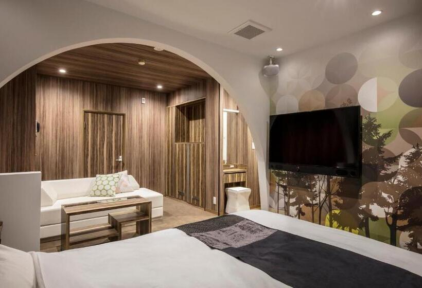 فندق Chroma   Adult Only