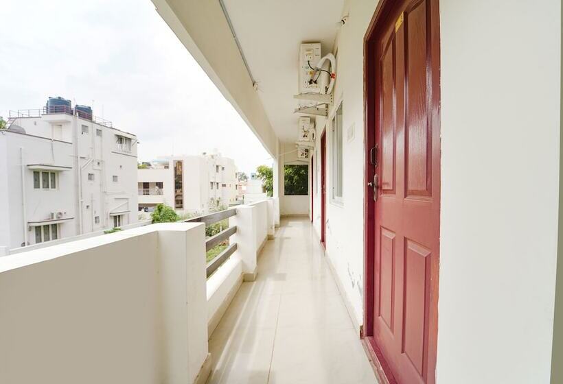 בית מלון כפרי Fabexpress Clover Castle   Nr Coimbatore International Airport