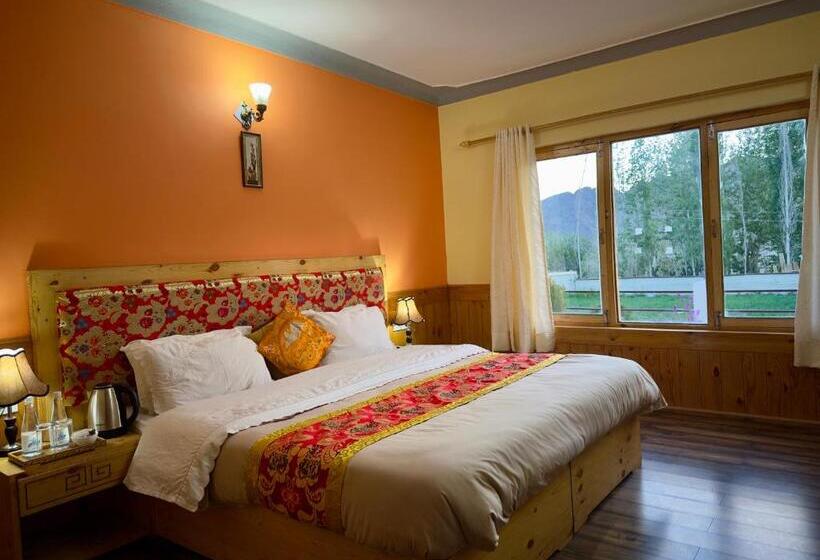 בית מלון כפרי Gangba