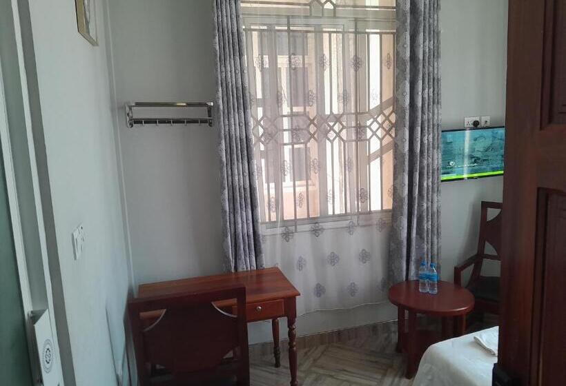 هتل Mbeya Starinn
